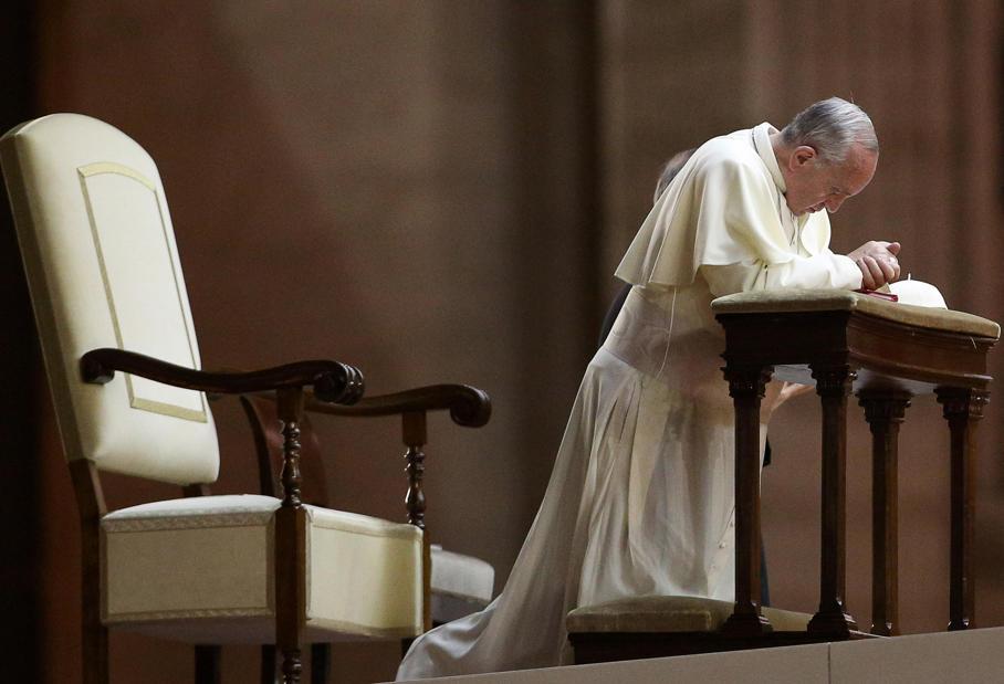 Papa Francesco scrive la terza enciclica fratelli tutti