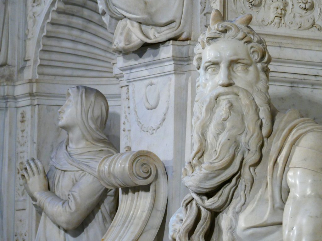 Antonio Forcellino, Il Mosè di Michelangelo. Foto Pixabay / Michelangelo's Moses,