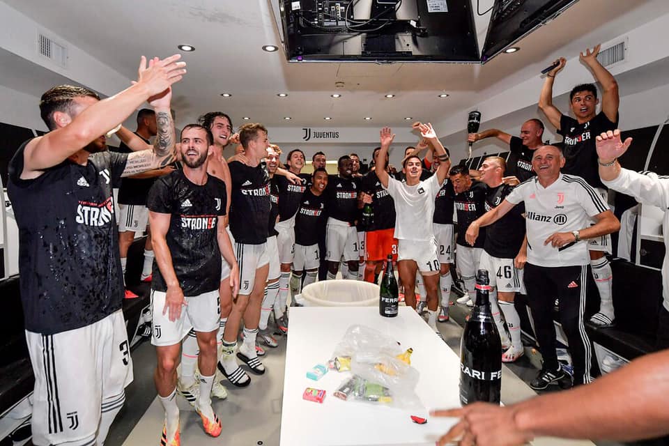 The Juventus goalkeeper celebrates with the team