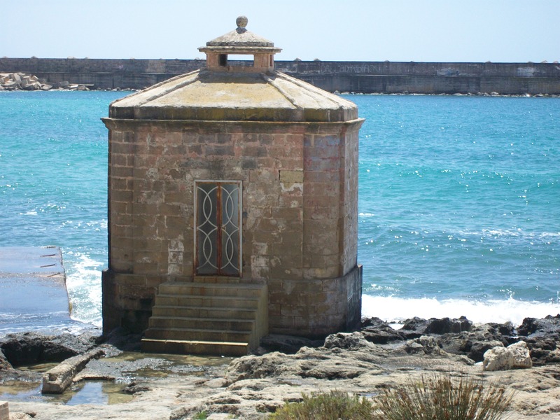 A stately bath in Santa Maria di Leuca used for the bath of the noble women