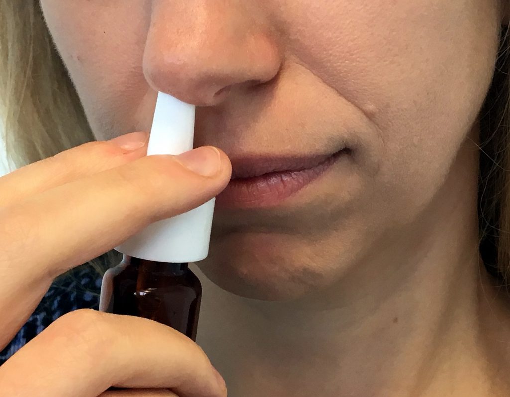 nasal spray (by NIAID is licensed under CC BY 2.0)