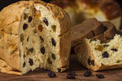 The goodness of suspended panettone