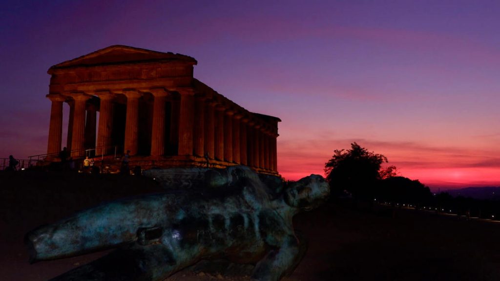 National Geographic - Tempio della Concordia Agrigento al tramonto