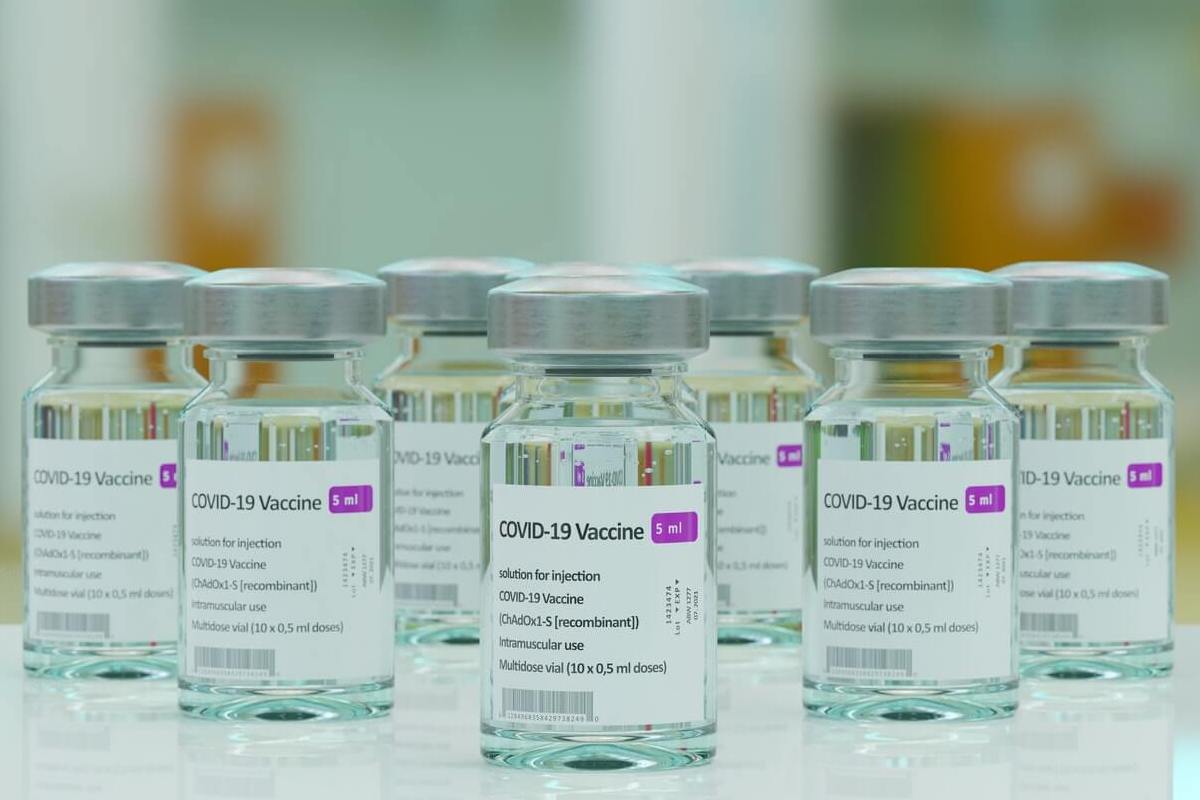 CureVac - флаконы с вакциной Covid
