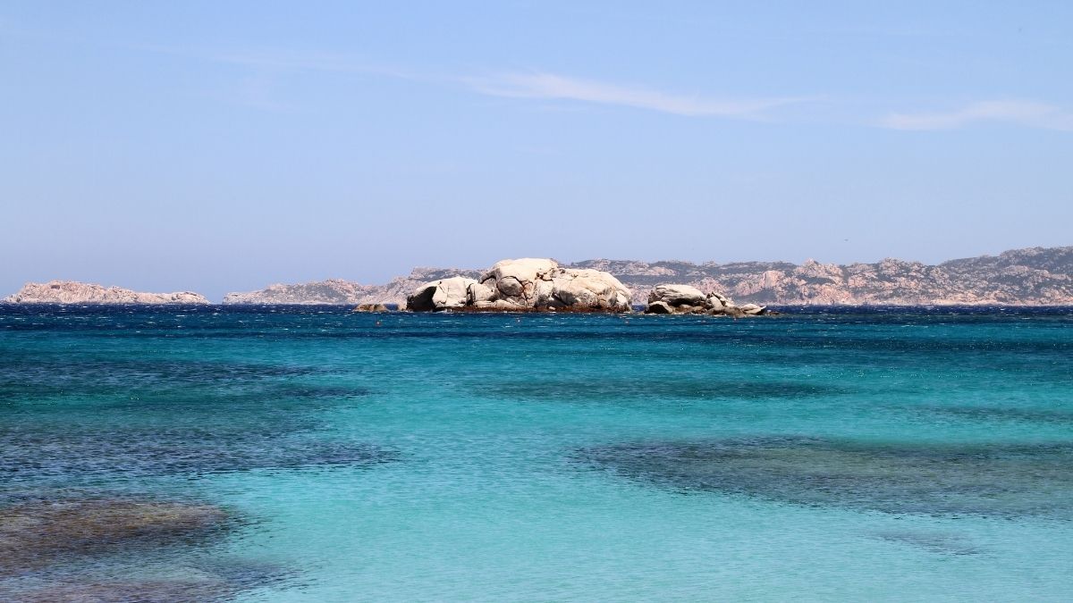 La Petite Sirène arrive à Santa Teresa di Gallura (Ph. Carlo Pelagalli | Wikipedia)