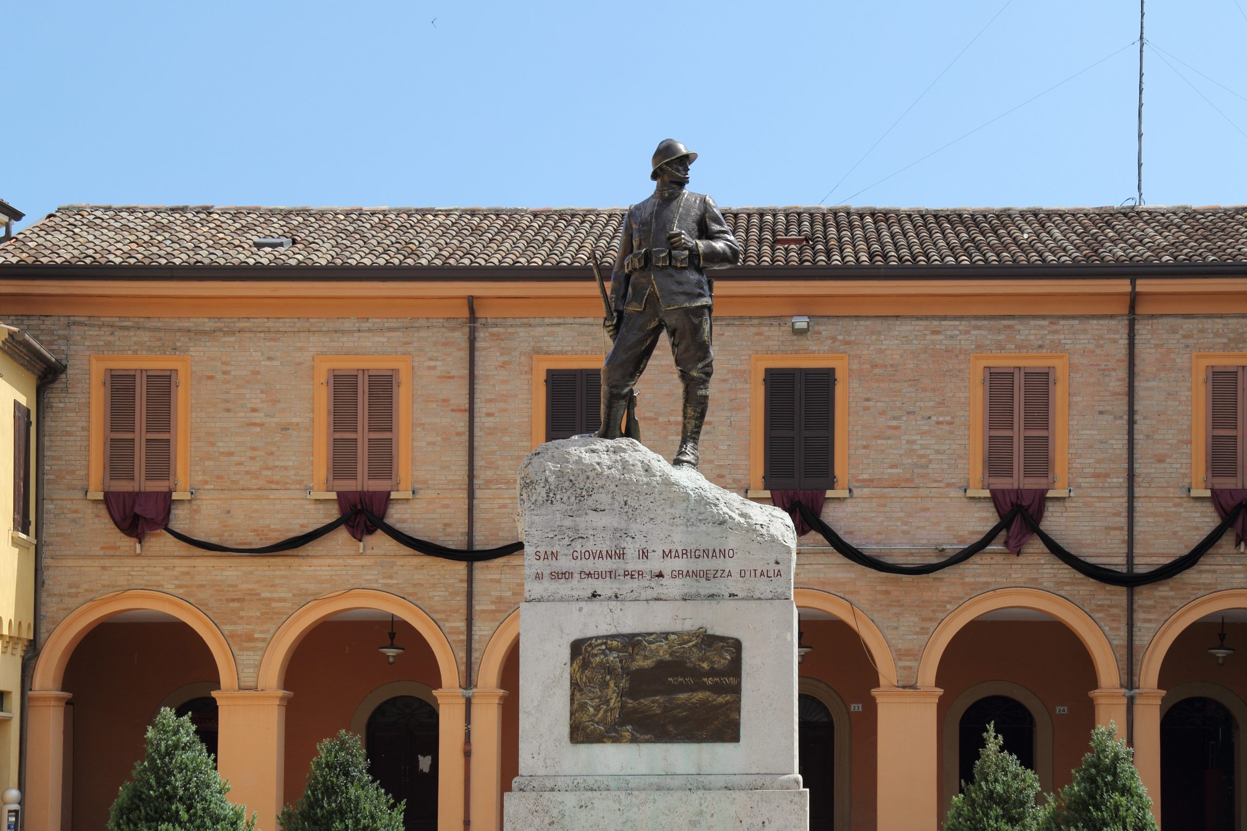 San Giovanni in Marignano - Statua Torquato Tamagnini