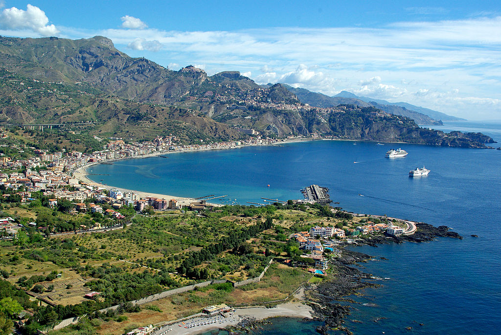 Euphorìa days - view of the bay of taormina