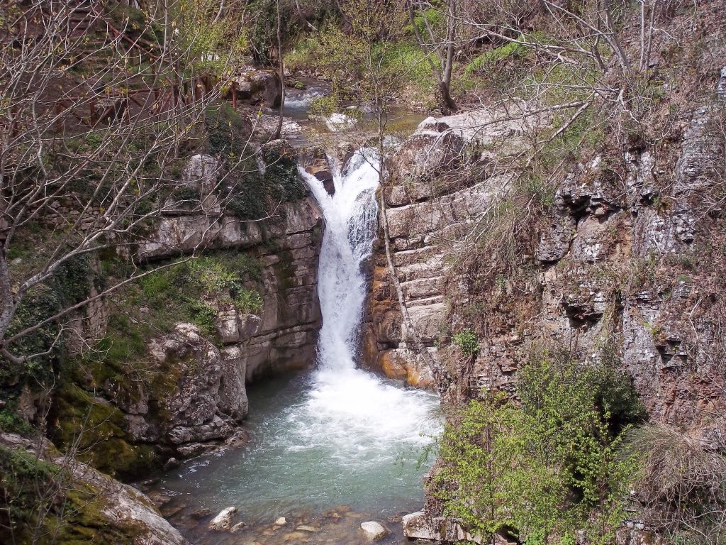 U- Uattenniere waterfall