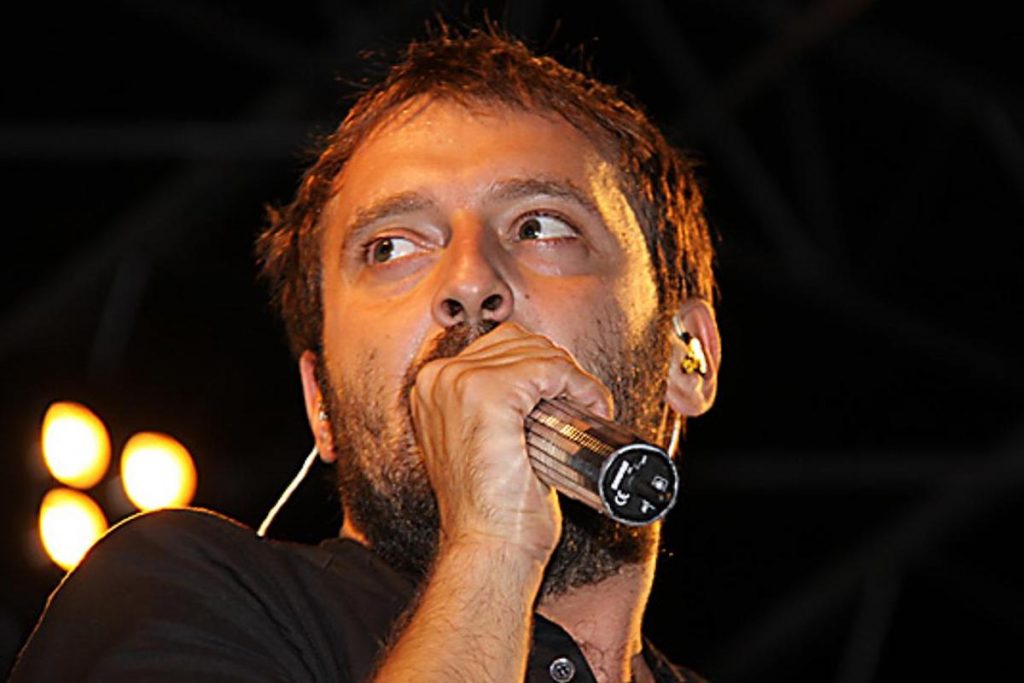 Cesare Cremonini in concerto nel 2009