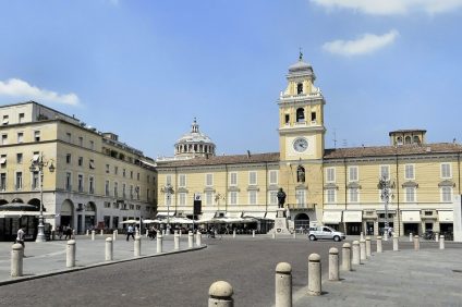 Italian cities where you live better 2021 - Piazza Garibaldi Parma