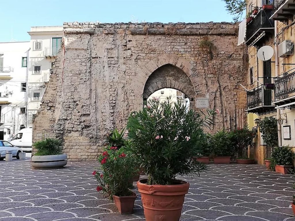 Porta Sant'Agata a Palermo.