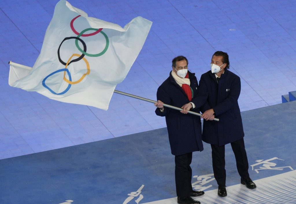 22年冬季オリンピックは閉鎖されます 26年にはミラノ コルティナ Italiani Itが開催されます