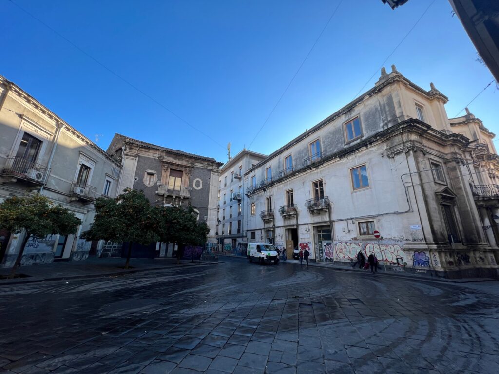 Mercato Metropolitano Di Catania