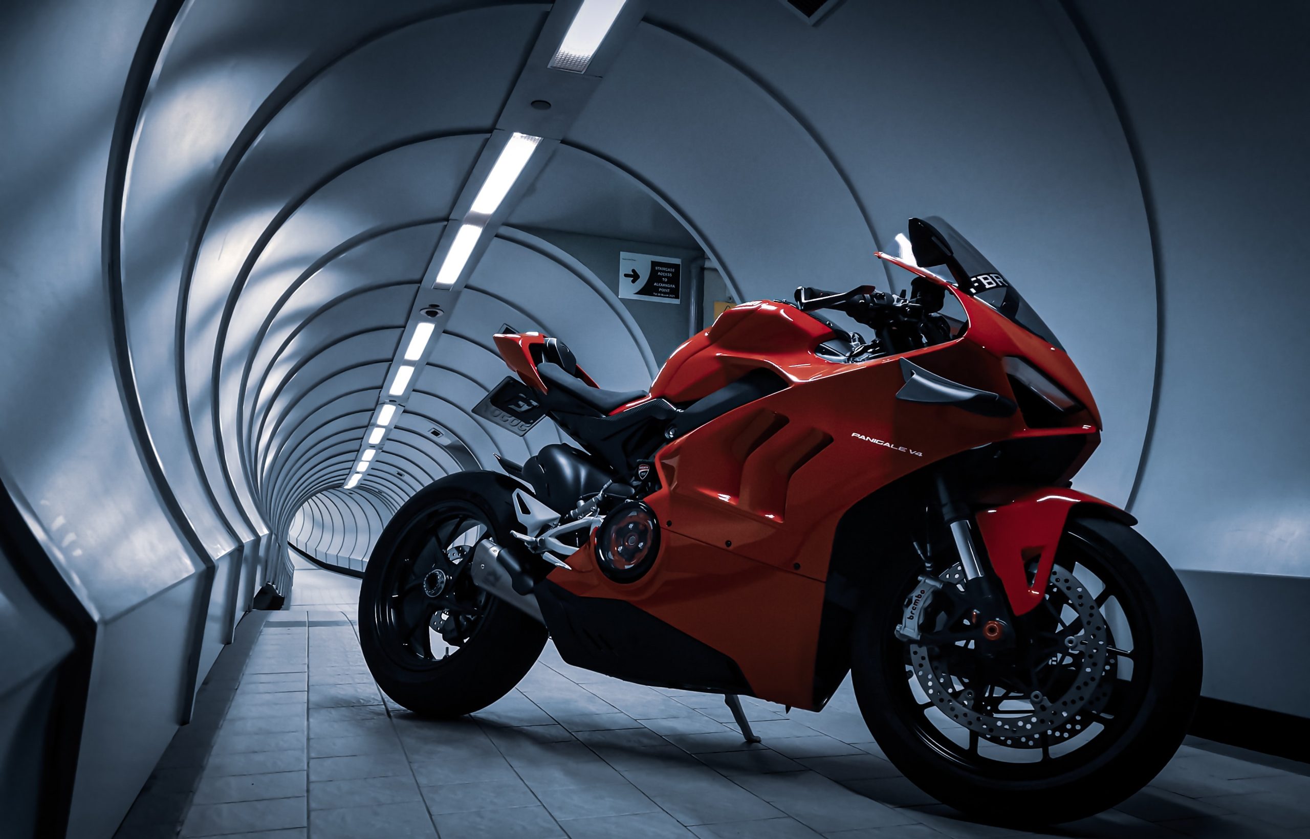 Pneus de motocicleta, as características a serem avaliadas para escolher o  melhor modelo - italiani.it
