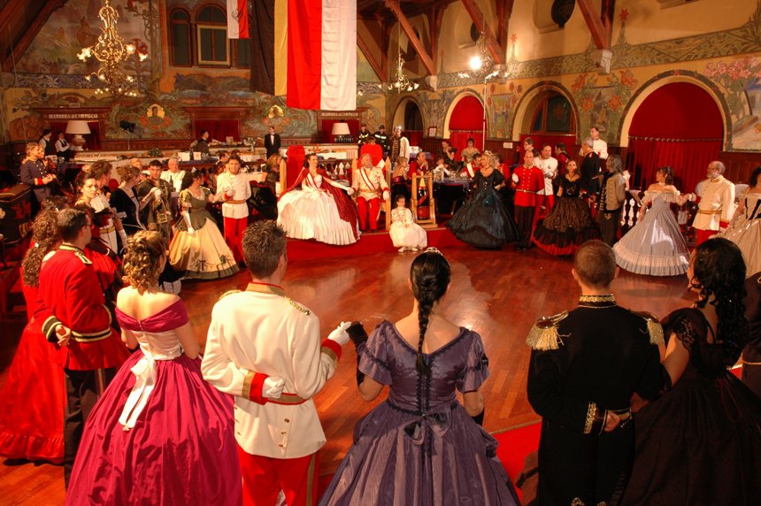 Habsburg carnival court