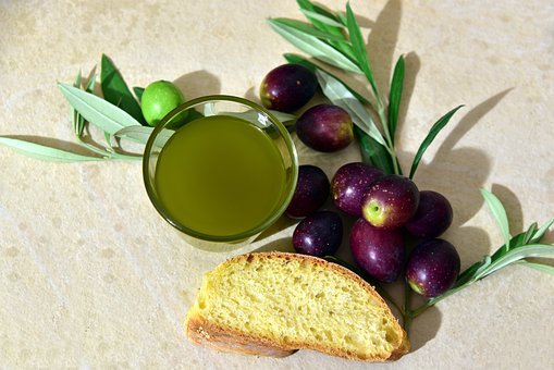 bruschetta - oil and bread