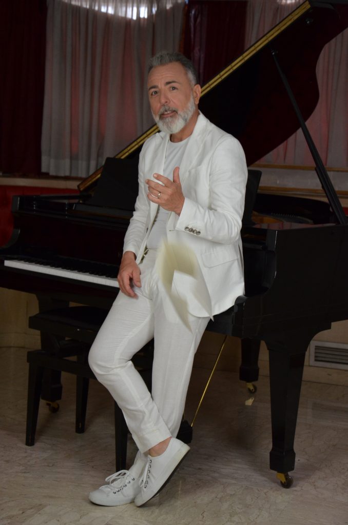 Maurizio Martinelli at the piano