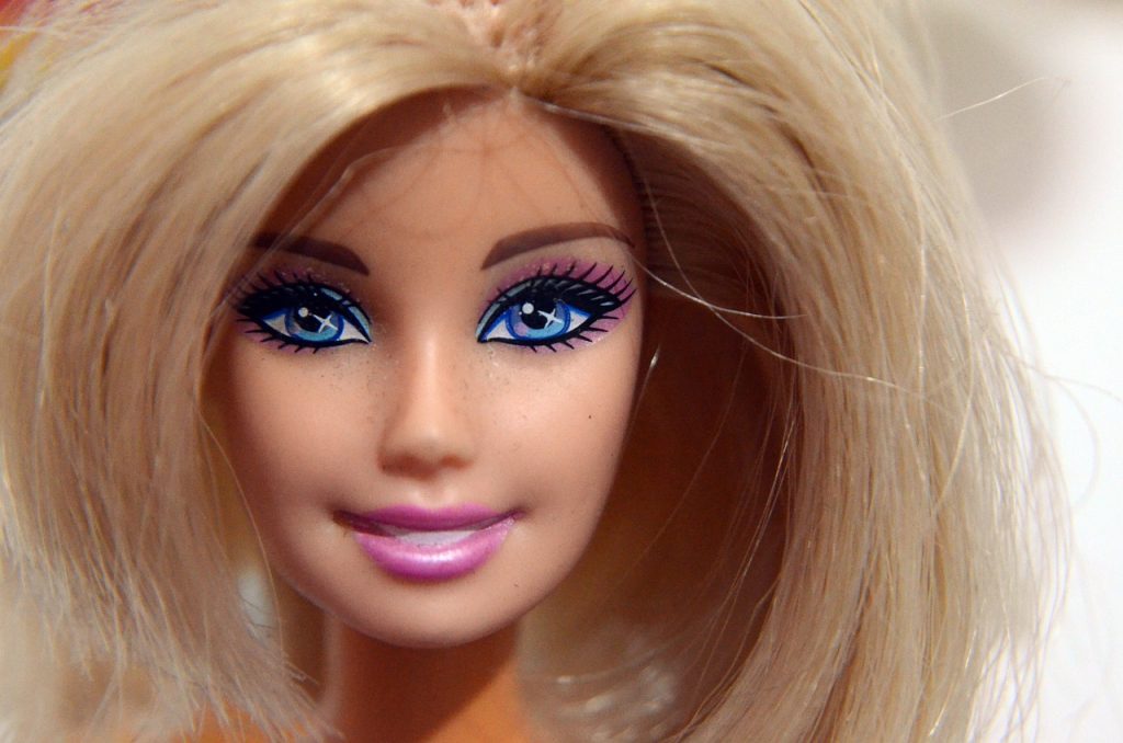 Barbie, die Mattel-Puppe, seit Jahrhunderten der unbestrittene Star unserer Gesellschaft