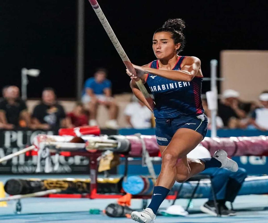 Roberta Bruni ha segnato il nuovo record italiano di salto con asta