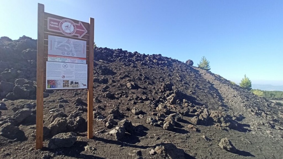 Etna Giant Bench: Cómo llegar a Big Bench 200 en Linguaglossa italiani.it