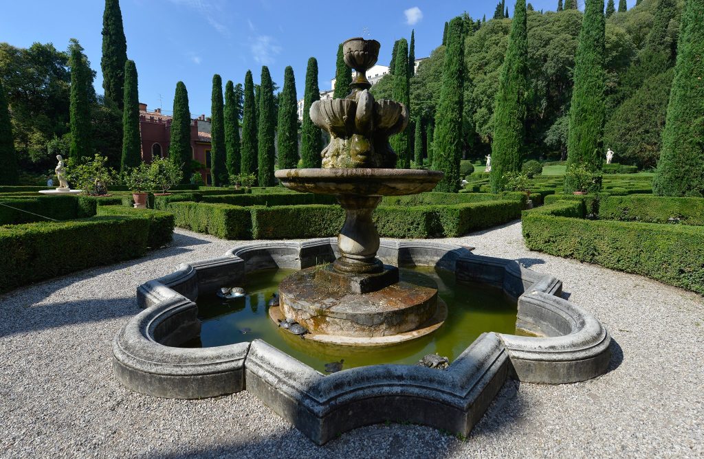 Jardín Giusti, fuente
