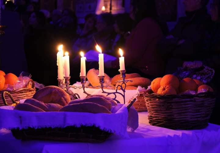 聖徒儀式，麵包