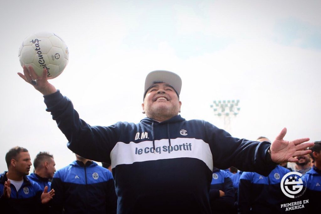 El fútbol platense - Maradona