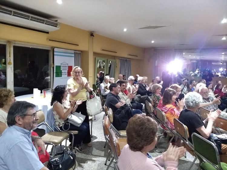 Associazione per la Diffusione - Asociacion Uno
