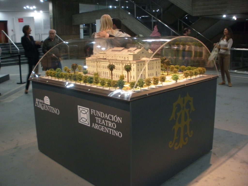 Teatro Argentino - El primer Teatro Argentino