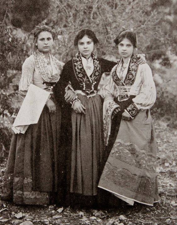 ítalo-albanesa - Costumi Albanesi