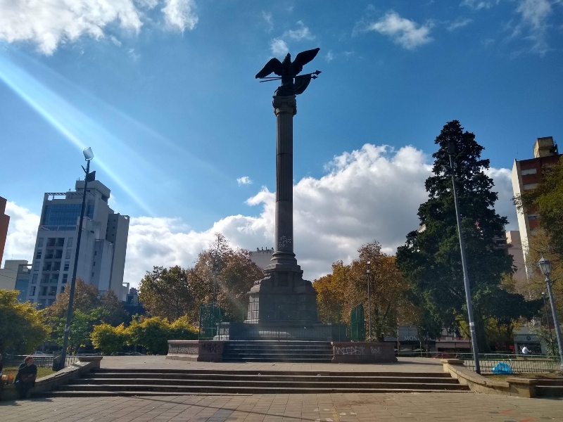 Plaza Italia - Monumento principal