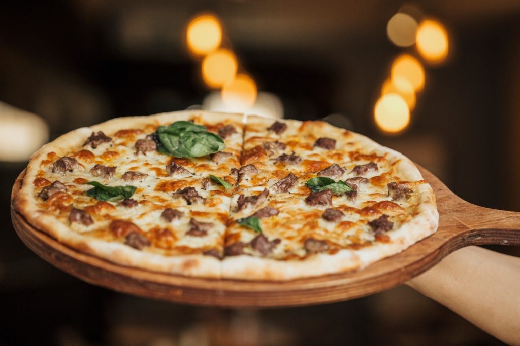 Pizza - La Noche de la Pizza y la Empanada