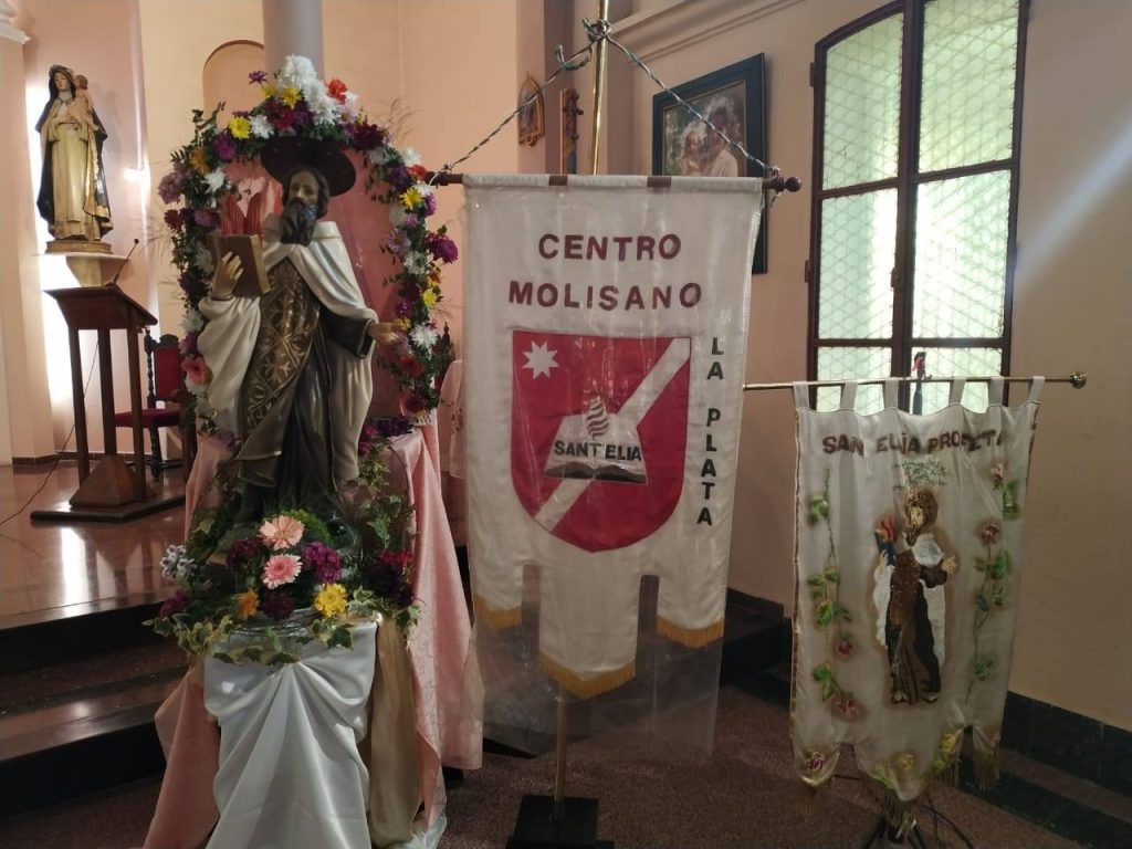 Un Nuevo Aniversario - Un Nuevo Aniversario Tres