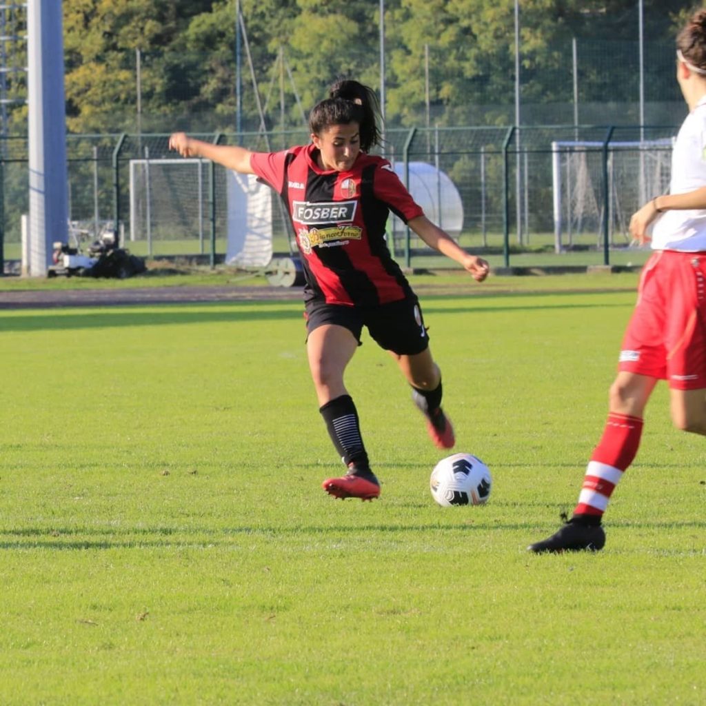 Jugadora - Camila Uzqueda en Lucchese