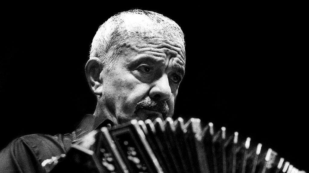 Astor Piazzolla - El bandoneonista es uno de los músicos argentinos más reocnocidos a nivel mundial. PhotoCredit: TN
