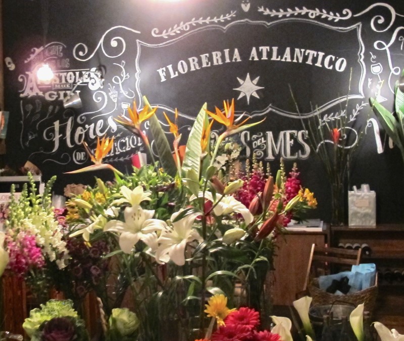 Hidden bar - Floreria Atlantico Interior