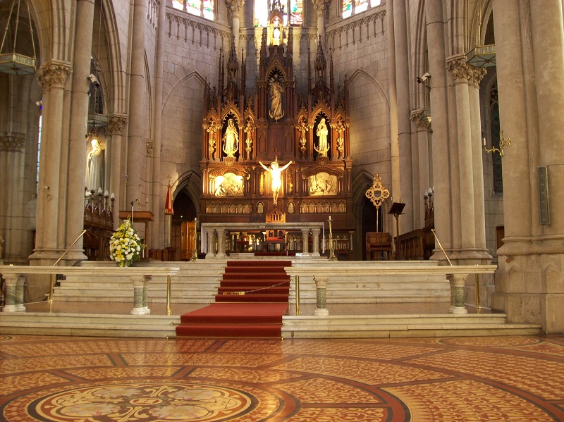 Catedral de Mar del Plata - Altar De La Catedral