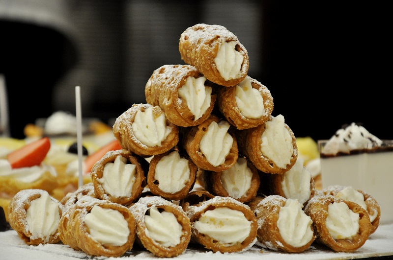 Colectividades - Cannoli En Las Colectividades