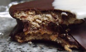 Alfajores marplatenses - Dulce tradicional en base a chocolate