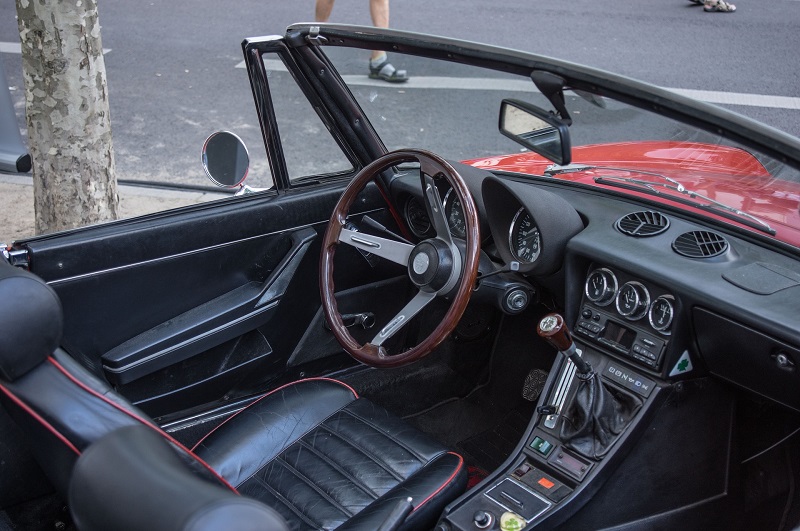 Alfa Romeo - Interior del coche.