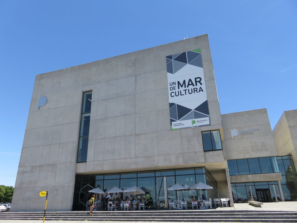 Cultura - Puerta De Ingreso al Museo Mar.