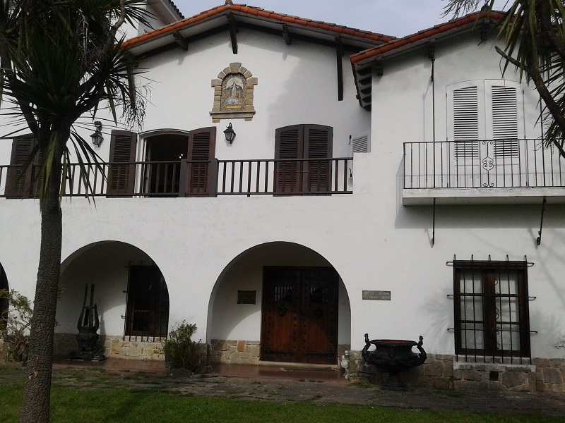 Una tarde en Villa Mitre - Entrada Villa Mitre Hoy.