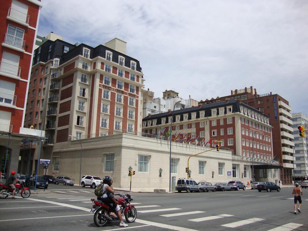Paseo De La Fama - Hotel Hermitage.