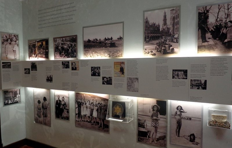Museo Ana Frank - Centro Ana Frank Argentina 12.