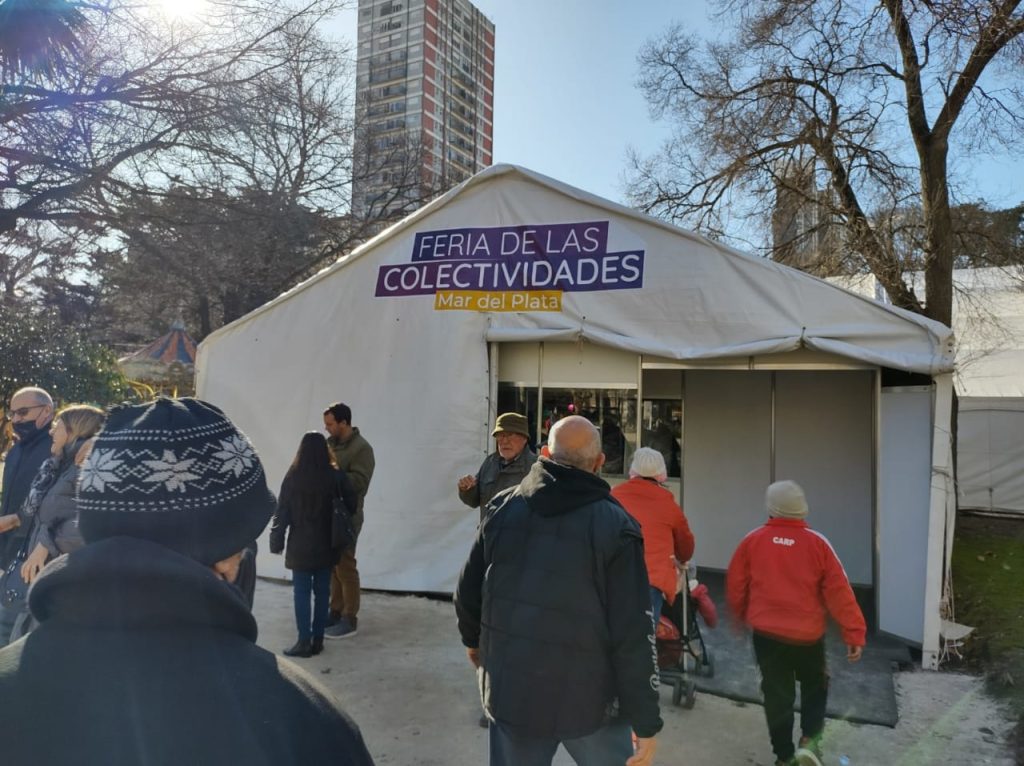 Inauguró - Entrada Feria Colectividades