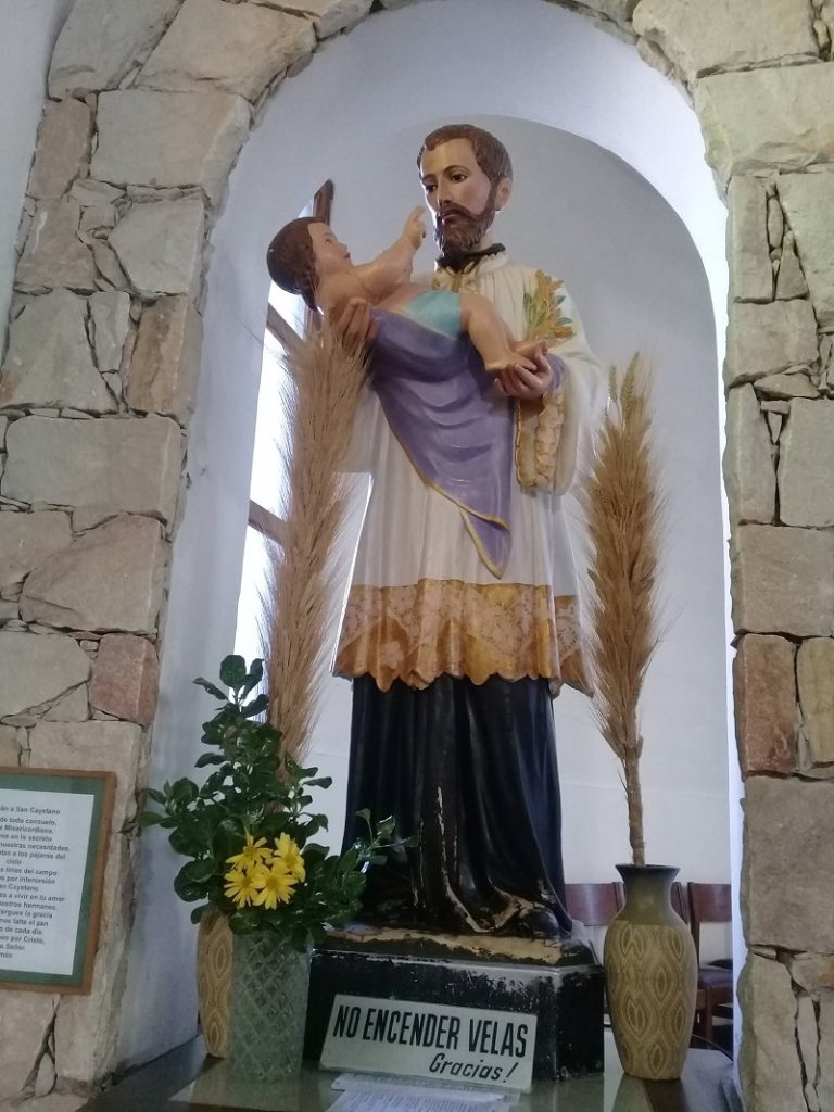 San Cayetano - Estatua De San Cayetano.