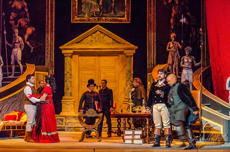 Ópera - Tosca en Mar del Plata.