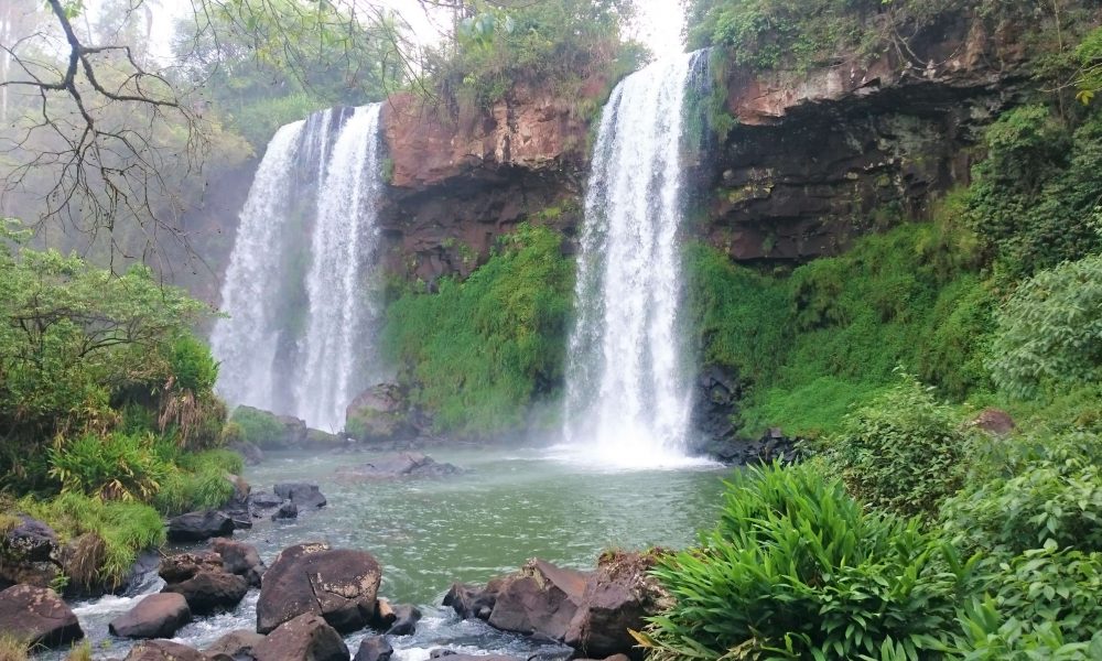 Cascadas Hermanas