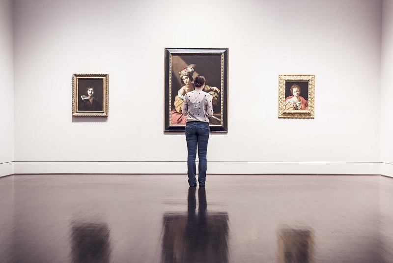 Museos - Exibicion En Museo