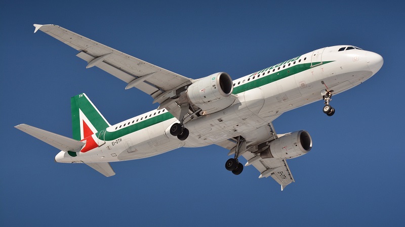 Avion De Alitalia